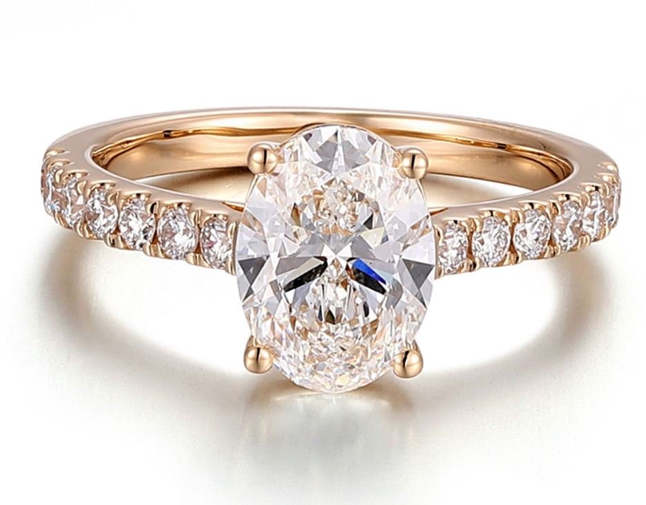 Halo diamond ring